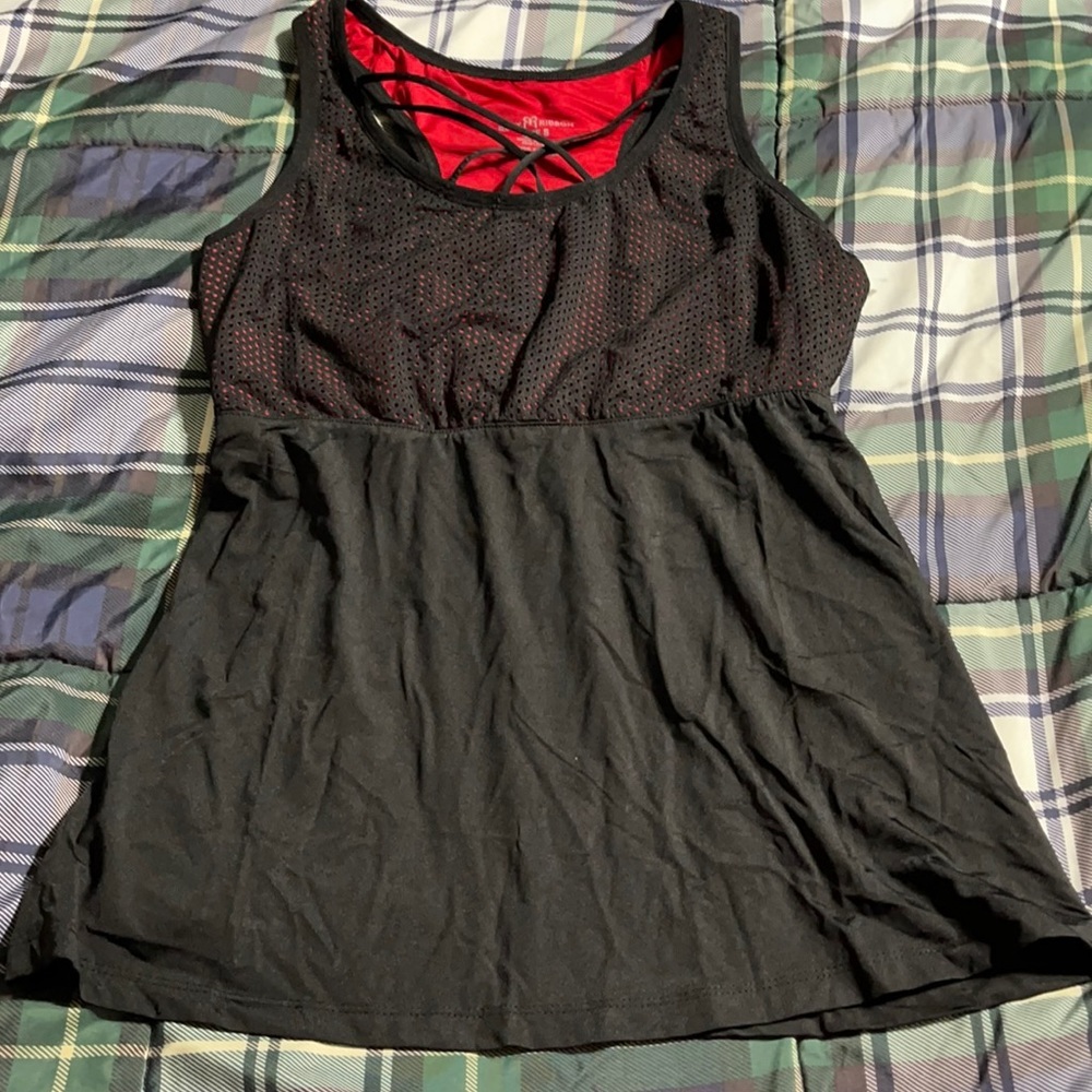 NWOT Ruby Ribbon black/red tank